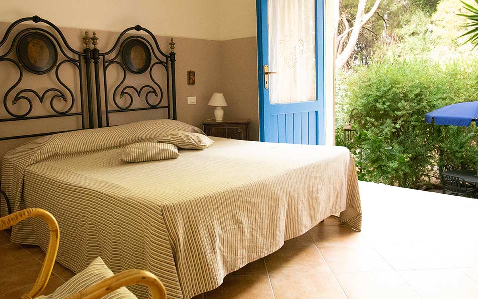 One-bedroom apartments with garden view - Duca di Castelmonte farmhouse Trapani